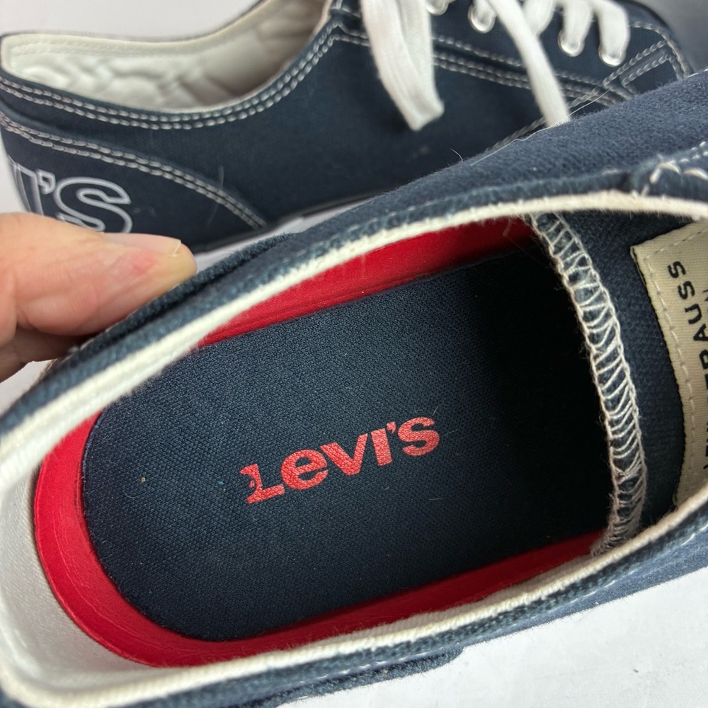 Levi’s Anika-C Navy Blue Low Top Sneakers NWOT - Picture 4 of 7